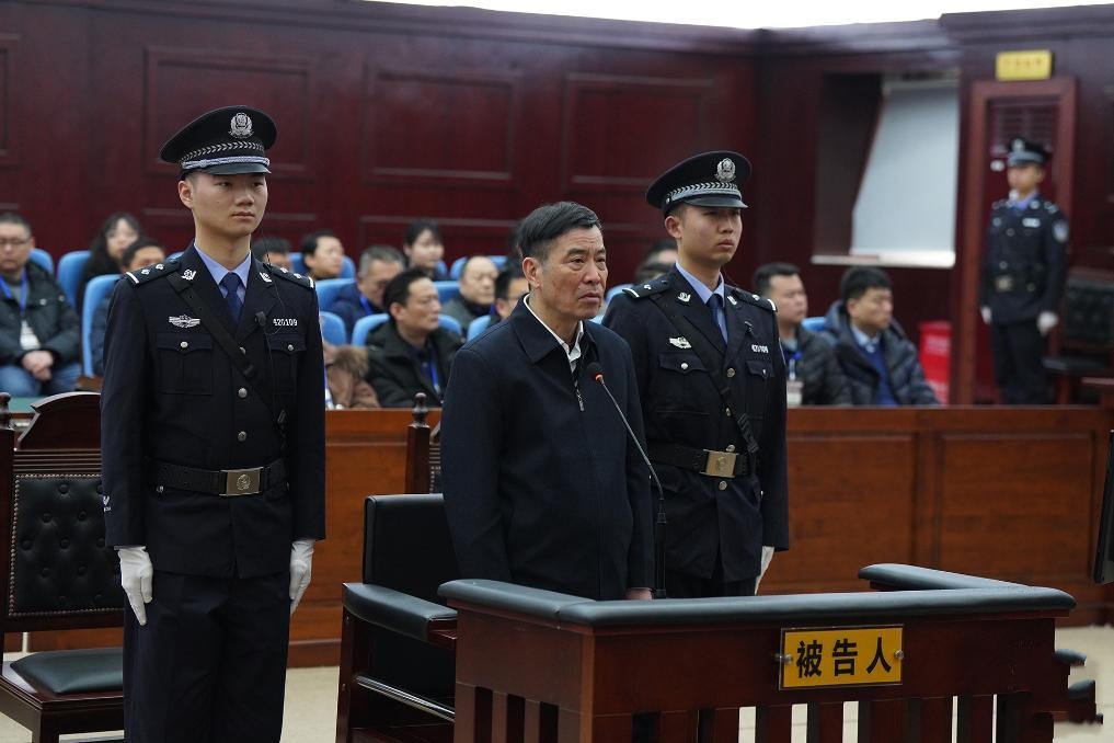 �Ї���f(xi��)ԭ��ϯ���Դһ���������V8103�f��Ԫ