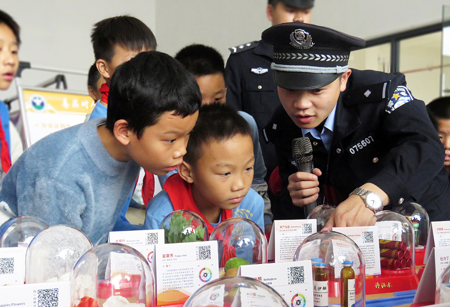 �������S���������MУ�@