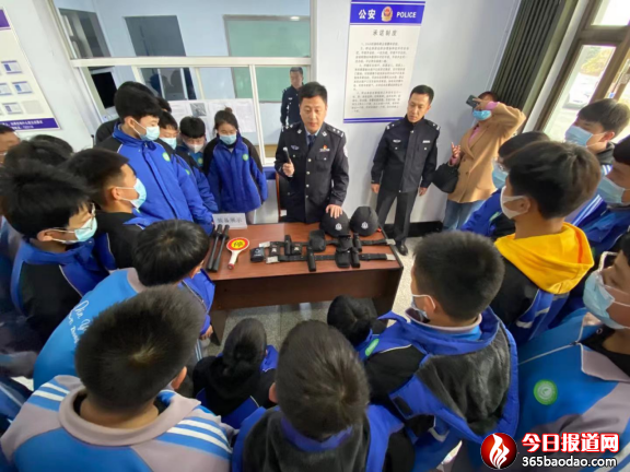 �����ɳ����M���_չ�����I�_���ա���ӣ����������g�ľ��x