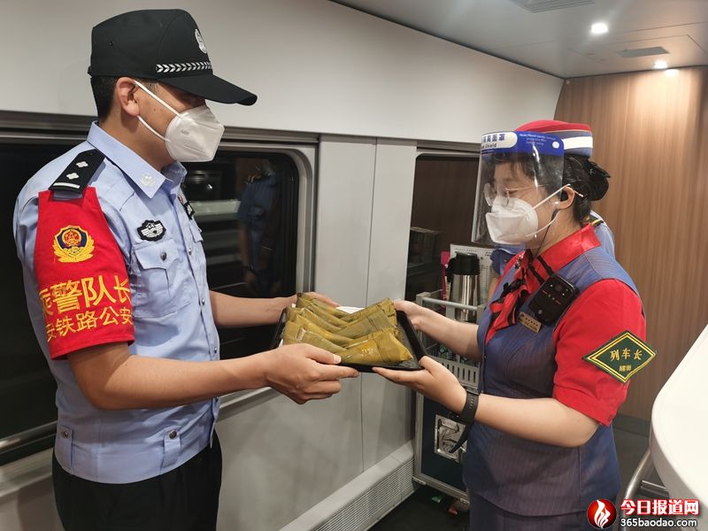  ������������ů���� �Ӱ��˾��Mȫ����ƽ��