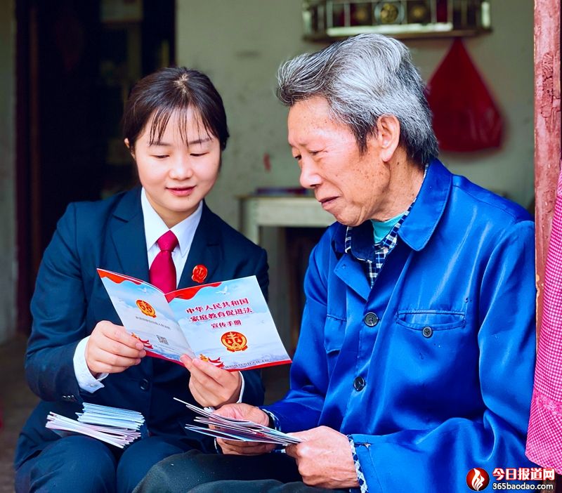  ����ʡ�»η�Ժ����ͥ����������  �ͷ������o(h��)���L(zh��ng)