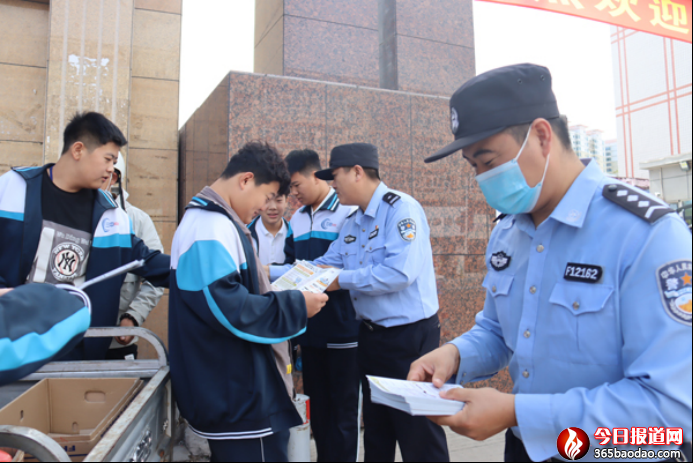 ���������L(f��ng)���O(sh��)���շ������M(j��n)�f(w��n)�� ȫ��W(xu��)���Ɵᳱ987.png