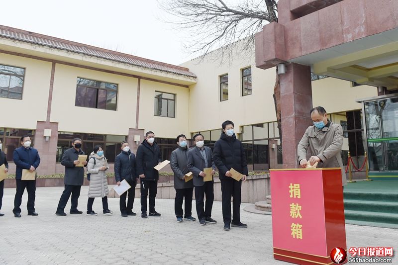 ɽ�|ʡ�˴�ί���C�P�_չ����� ֧Ԯ������������(zh��n)