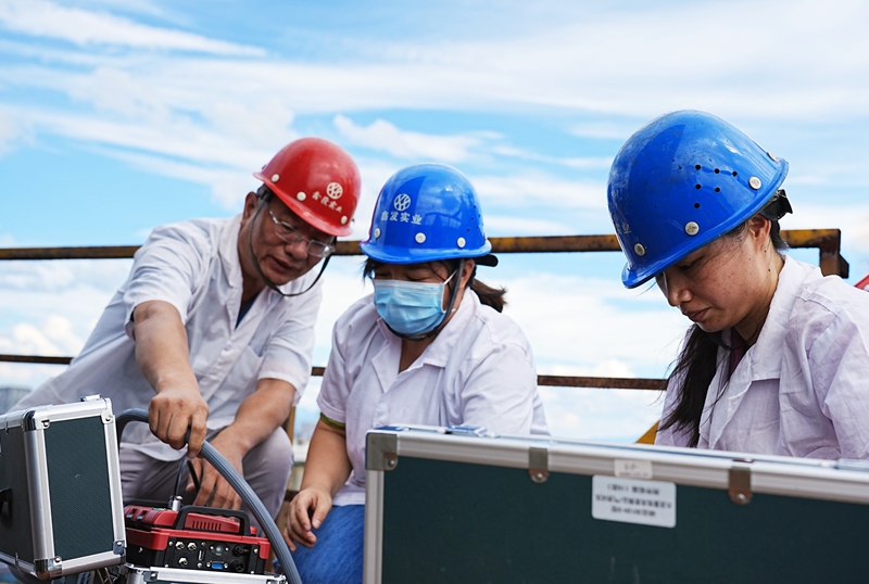 ��̶�O(ji��n)�y�ˆT�^��(zh��n)һ��