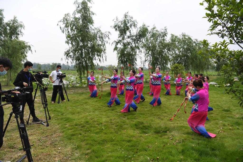 �����ϡ����������l(xi��ng)�����d