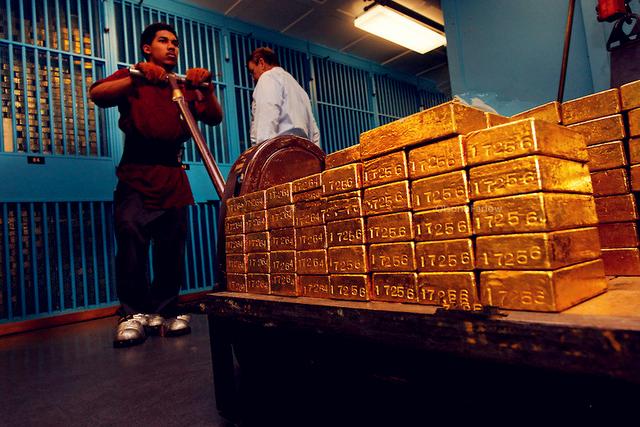 ��(li��n)��(ch��)�o(w��)��(qu��n)�ܽ^�Ї�(gu��)�\(y��n)�S����ý��215���S���ѽ�(j��ng)�ĚW���\(y��n)���Ї�(gu��)