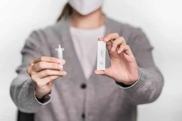       ��ꖡ���߀�Ǹ�ð����ηֱ����@Щˎ�ܯB��ô�����ҙ�(qu��n)�����x