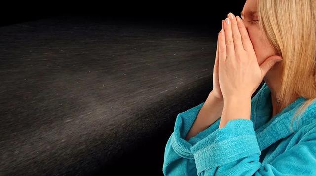 �¹ڲ�����ͨ�^�����z�������҂�ԓ����A����