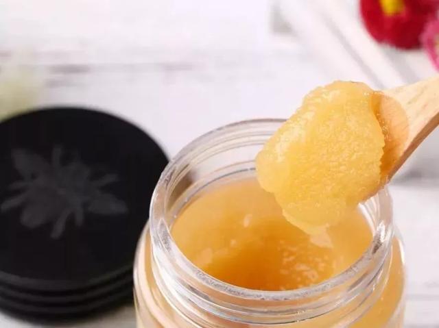 �Ѱ׾Ƶ��M������ٷ������̬F(xi��n)ԭ������Ҳ�����I���ٵ���