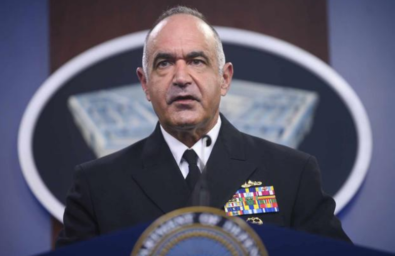 �@�ˣ���܊��(zh��n)��˾�˾��桪���c�ж����l(f��)�ˑ�(zh��n)��(zh��ng)���ڡ��挍(sh��)���ܡ�