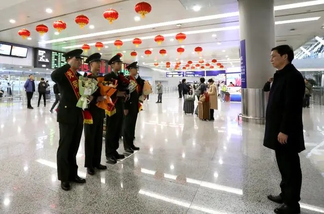 ��3��5���W(xu��)���h�o(j��)���Ձ�(l��i)�R֮�H���L(zh��ng)����һ��(ch��ng)܊��ʹ�������h������p�򱼸�