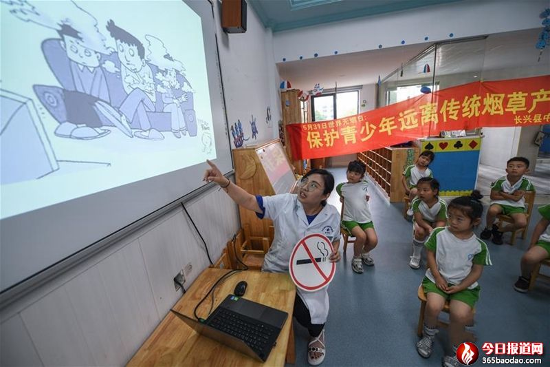  ������o���ա����������M(j��n)У�@