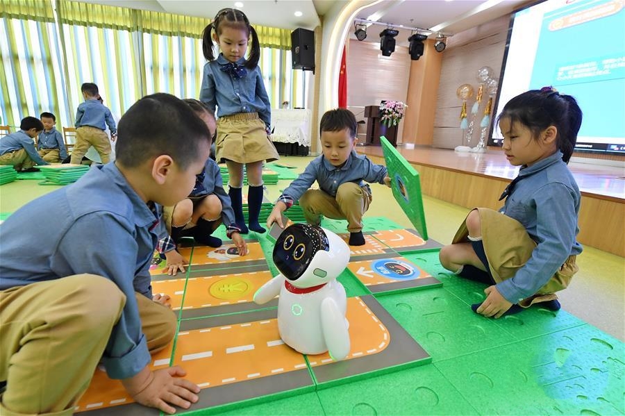 ���ݣ��ǻ��׃��@����ϵ�y(t��ng)Ͷ��