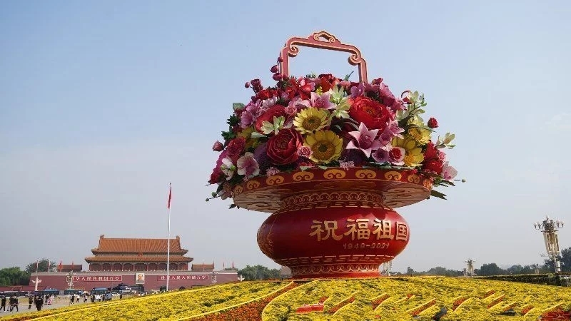 ���3�������L10������У��m(x��)�l(f��)�����c���ڷżٰ���