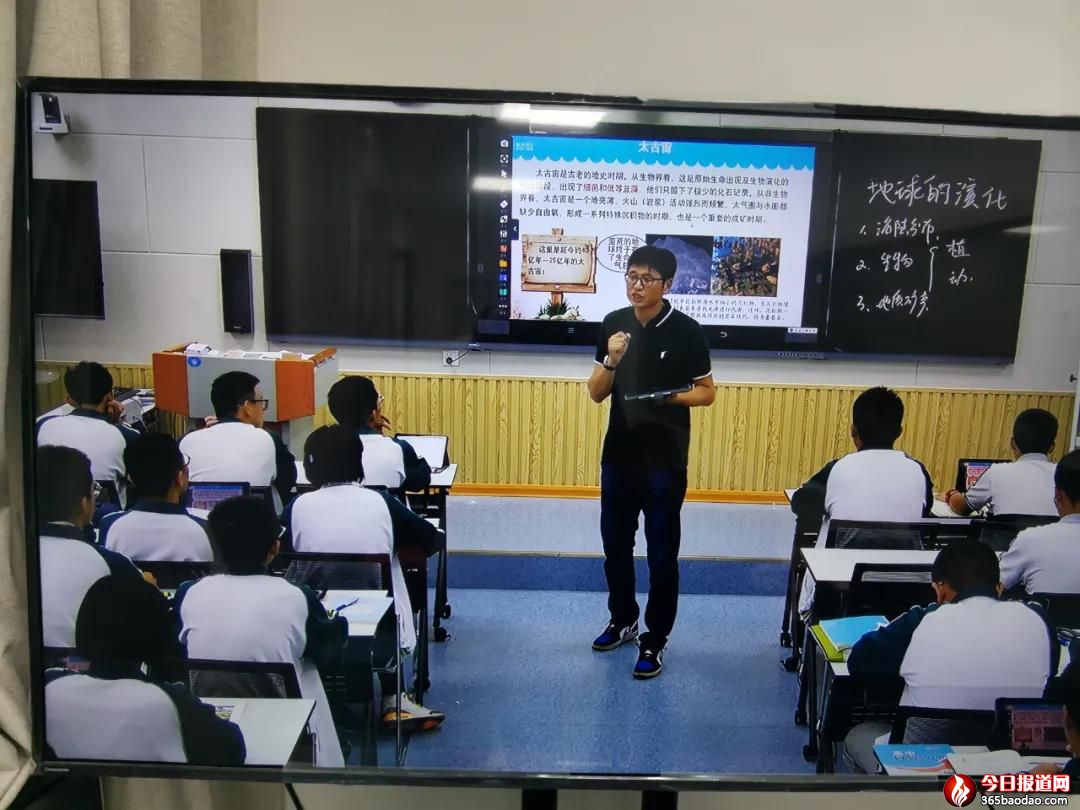  ����W(xu��)�����С�����(j��)�������c��(j��)�ϴ�W(xu��)��ͬ�_չ�����ǻ��n�þ��Ͻ��л��