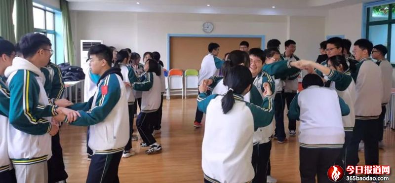    �o���`��(l��i)һ�Ρ���Ħ������(j��)�������_(k��i)������F(tu��n)����