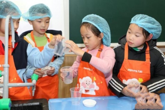  �㽭���݄�(chu��ng)���n�����(w��) ��У�_�����W(xu��)У����m��ģʽ