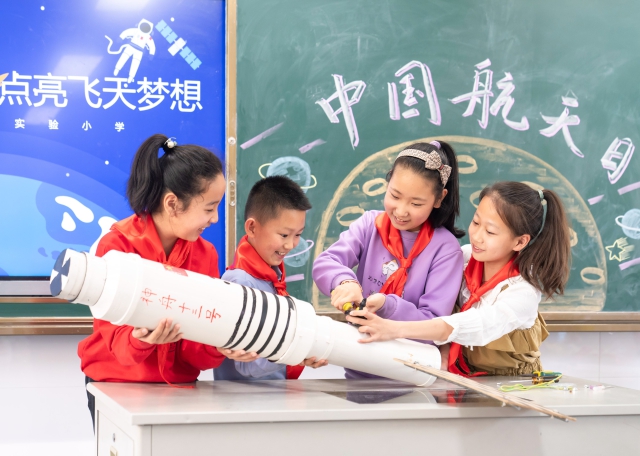 �c���������