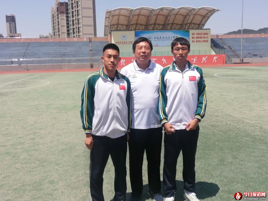  �ɿ���ؓ(f��)��ˮ����(j��)������2022��ͨ��У�����w�����I(y��)��ԇ�@�����S�ա�