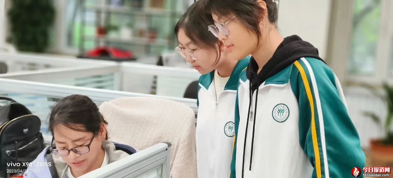  ��ʮ����ȫ��(gu��)�ЌW(xu��)����(chu��ng)�����Ĵ�ِ��ِ�Y(ji��)���ҕ� ��(j��)������28�˕x��(j��)��168�˫@��(ji��ng)