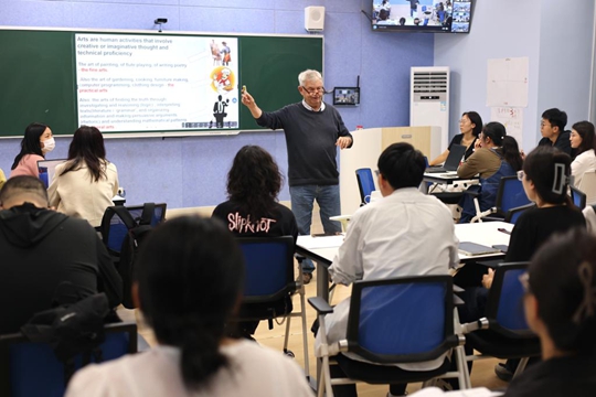 Leonard J.Waks�����W�R̩ɽ�Ƽ��W(xu��)Ժ�_չͨ�R��K��Ӗ(x��n)