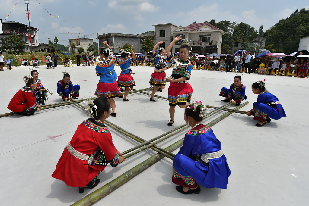 �F���~�ʣ�������בc�S��