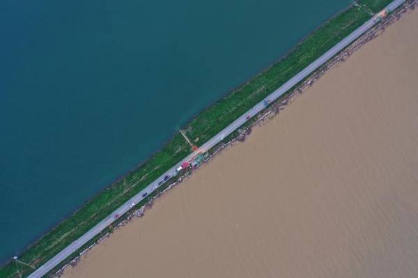 �@�Ǳ�����۶ꖺ���һ��֮����μ����