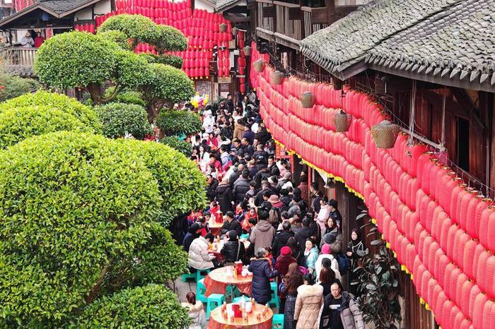 �ؑc���򣺡�ǧ���L(zh��ng)�硱ӭ����