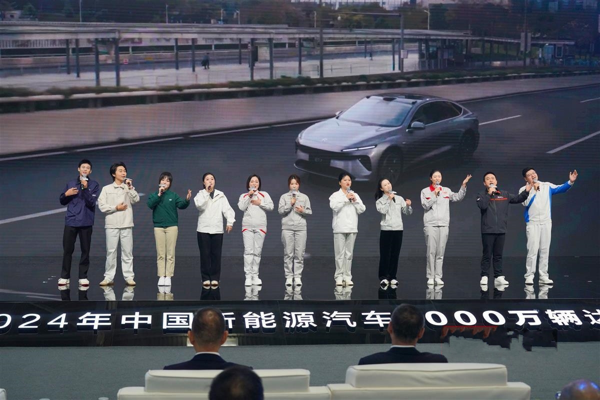 ȫ���һ����hҊ(ji��n)�C�vʷ���Ї�(gu��)����Դ��܇(ch��)��a(ch��n)���״�ͻ��1000�f(w��n)�v