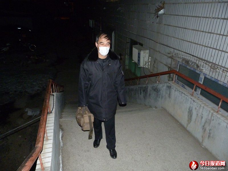 �R���ɣ������еĹP֎��������������(zh��n)�еġ��ߡ������h