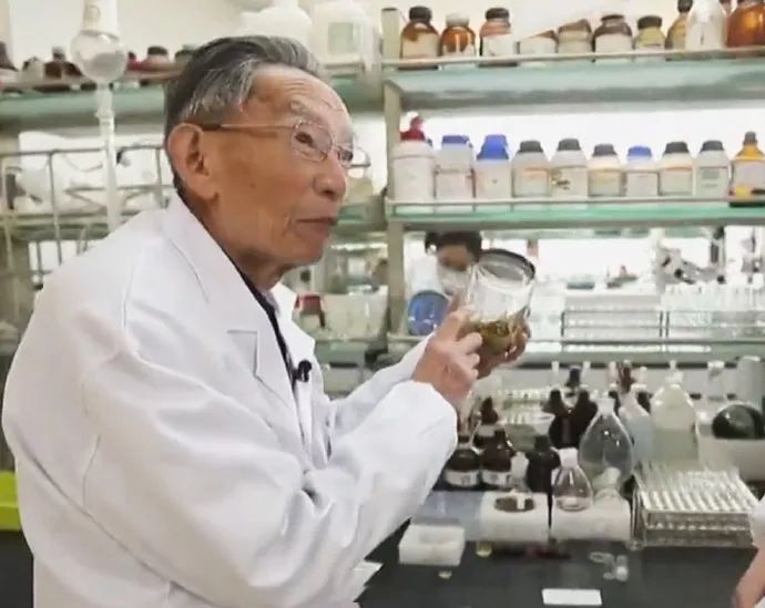 ��һ�����E�������꣬����30λԺʿ�x�_���҂�����