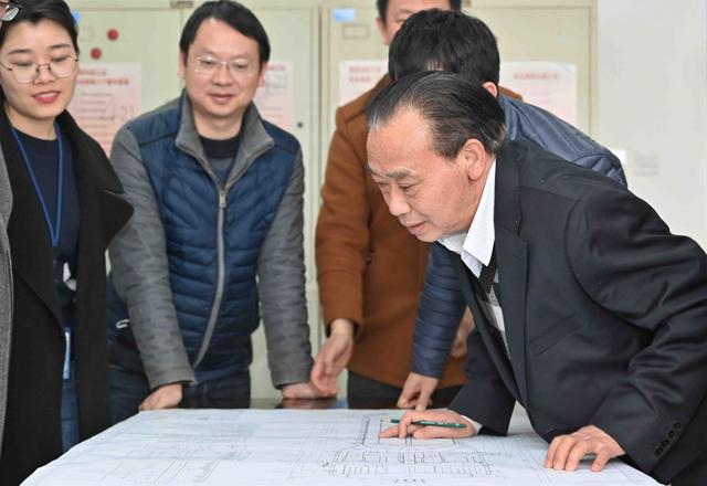 ���A��һ̖(h��o)��ȫ���׶������������󠔡��s���ˣ�