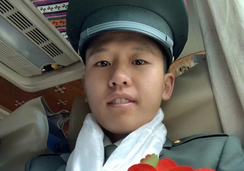 ȥ������������߅����(zh��n)ʿ�������������ˣ�