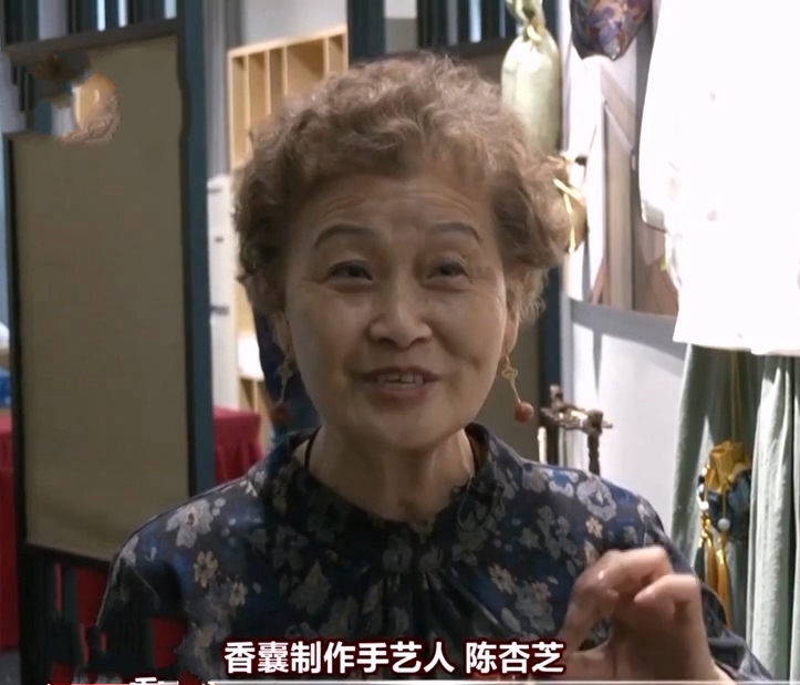 �҇����� ���м�ˇ������������ ���㡱�������