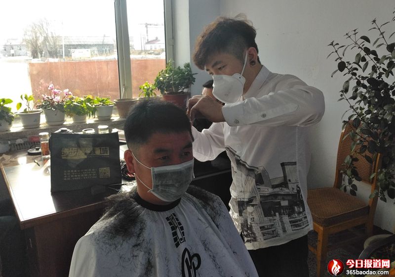 �����ߡ�һ���ˆT�x��(w��)���l(f��)