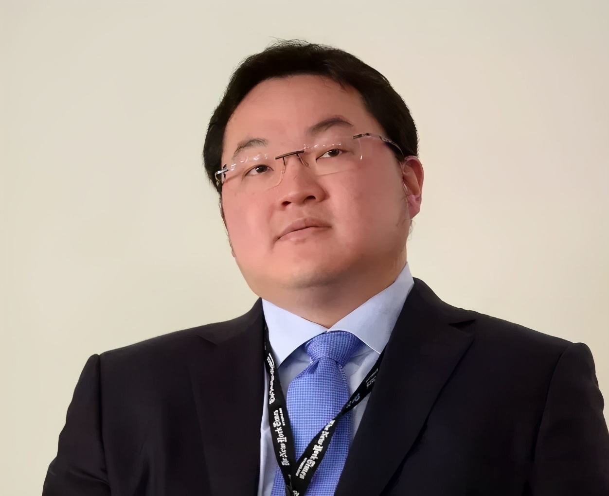 ���߇��씵(sh��)ʮ�|��Ԫ��ֻ���ݱ�Ů�����������R�ͫ|���]��ô����