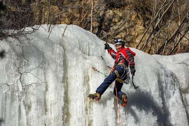 57�q��������90�ȴ�ֱ�ı��ٰl(f��)������(zh��n)