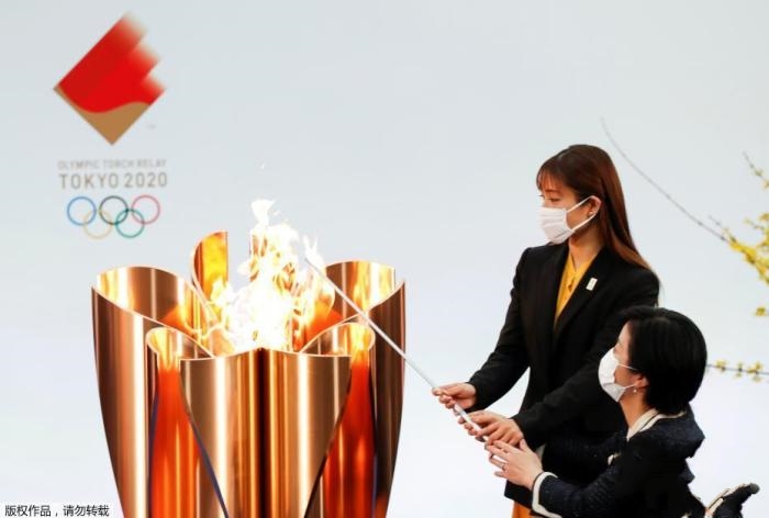 ���?zh��n)��f����ʥ���֜����|���W�\�������������v��