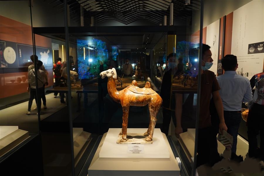 ���ݿ׏R�e�м��׵�Y