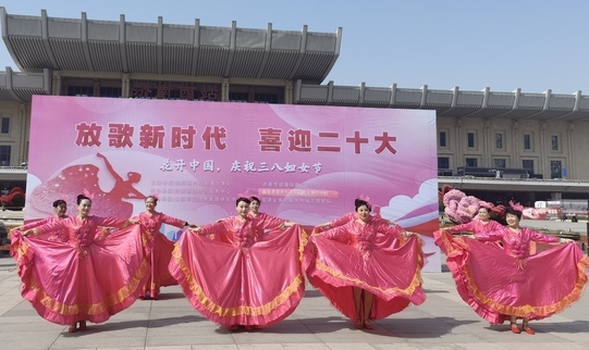 �c�����ˡ� �����մ����_���Ÿ��r����ˇ�R��չ�펽�L(f��ng)�ɣ�