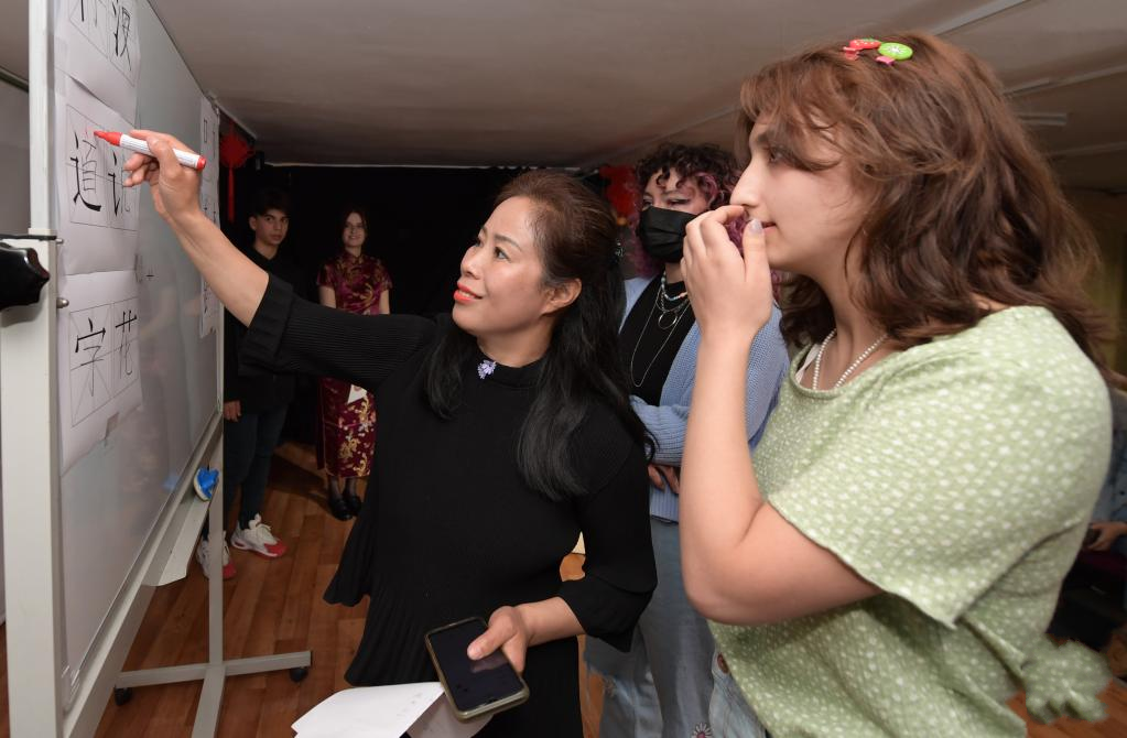 �����Ļ��f(xi��)���e�k�����H�����ա����