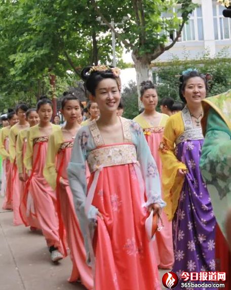 �¾�Ʒ�ơ��I(xi��n)�Y��ʮ�� | ��(j��)�����С���������һ��Ԋ��