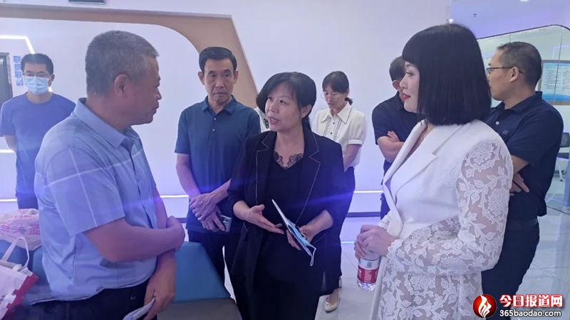   ����ͥ�Ļ��M��^(q��)�����񡰕��������족