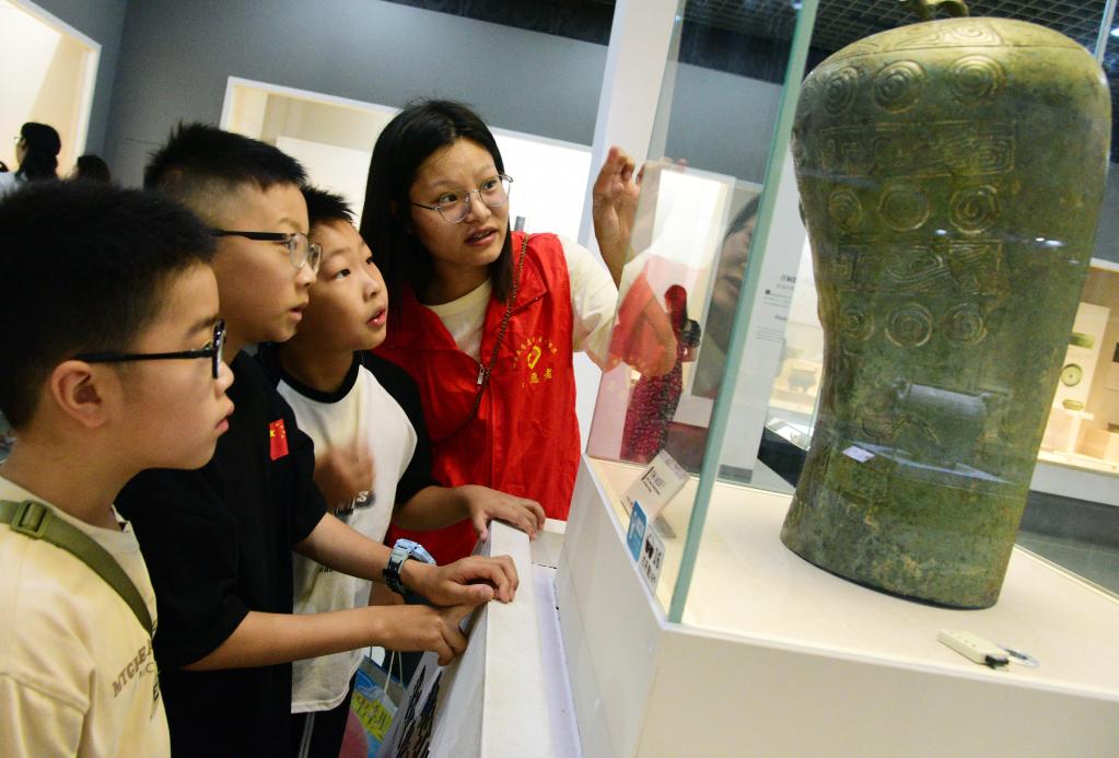 �����_���Ĳ��ᡰ�ӏ�(qi��ng)�桱 ���A�Ļ�չ�F(xi��n)��(qi��ng)��������