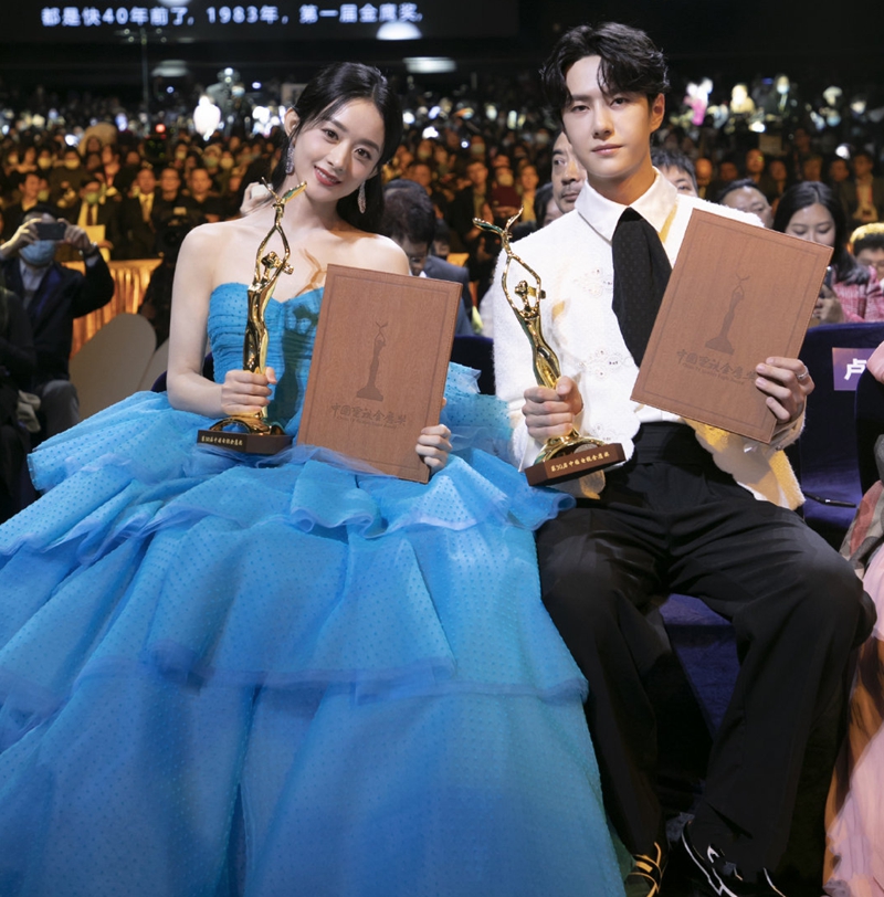 ��һ��������̫���Σ�ͬ�������ߟoһ������������һ����Ⱥ��