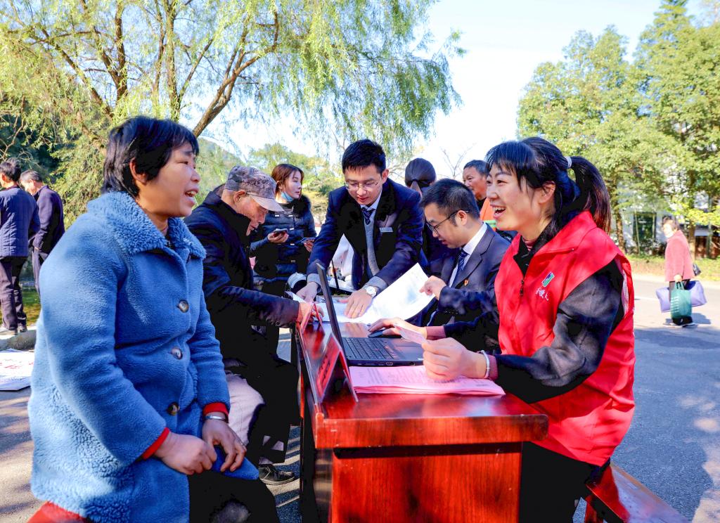 ���w13.6�|������ ȫ��(gu��)�y(t��ng)һ���t(y��)����Ϣƽ�_(t��i)ȫ�潨��