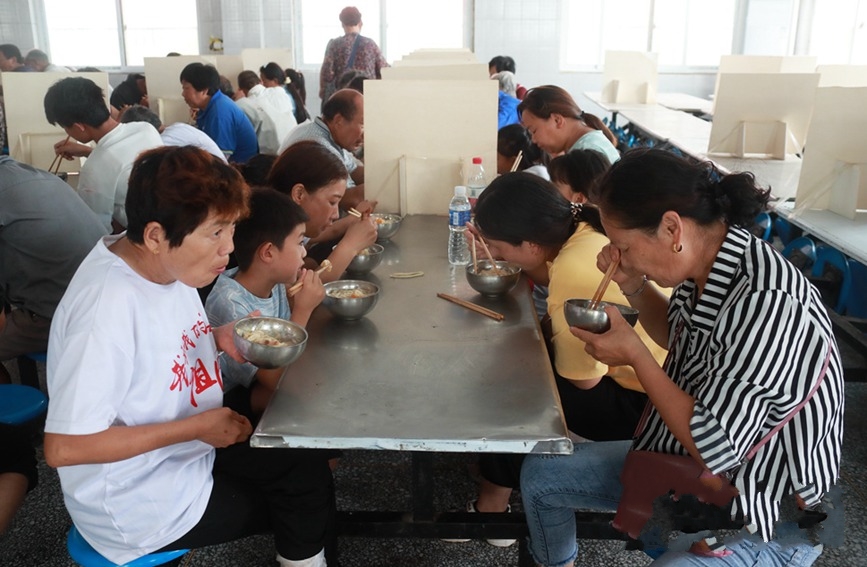 ��(d��)��̽�L�l(w��i)�x�ܞ�(z��i)Ⱥ�������c(di��n)����ˮ����оW(w��ng) Ⱥ����w��(w��n)�����M�D��