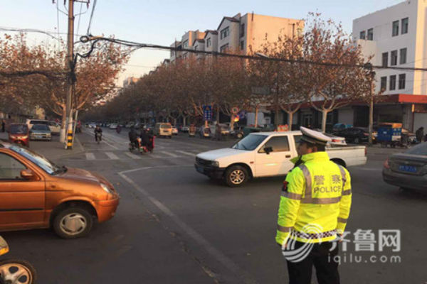 ���d����3