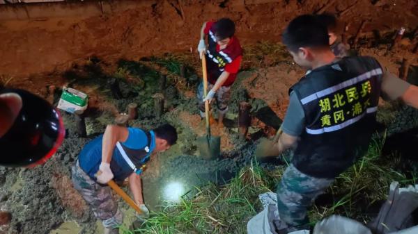 ˮ��(k��)ͻ�l(f��)�U(xi��n)��������һ�h�o���D(zhu��n)��2.8�f(w��n)��Ⱥ��