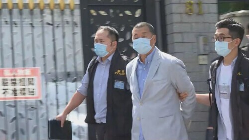 ���y���^Ŀ������Ӣ������25���C��֮�������،�����ښvʷ�Đu�����ϣ�